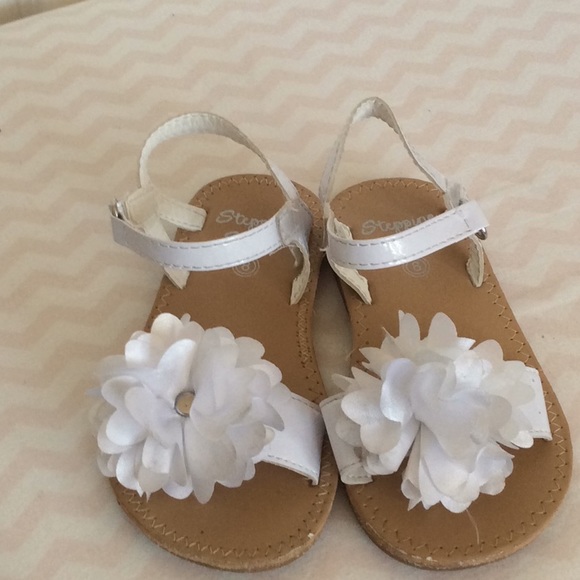 Girls Shoes sz 8 - 3 shoes combo - Picture 2 of 4